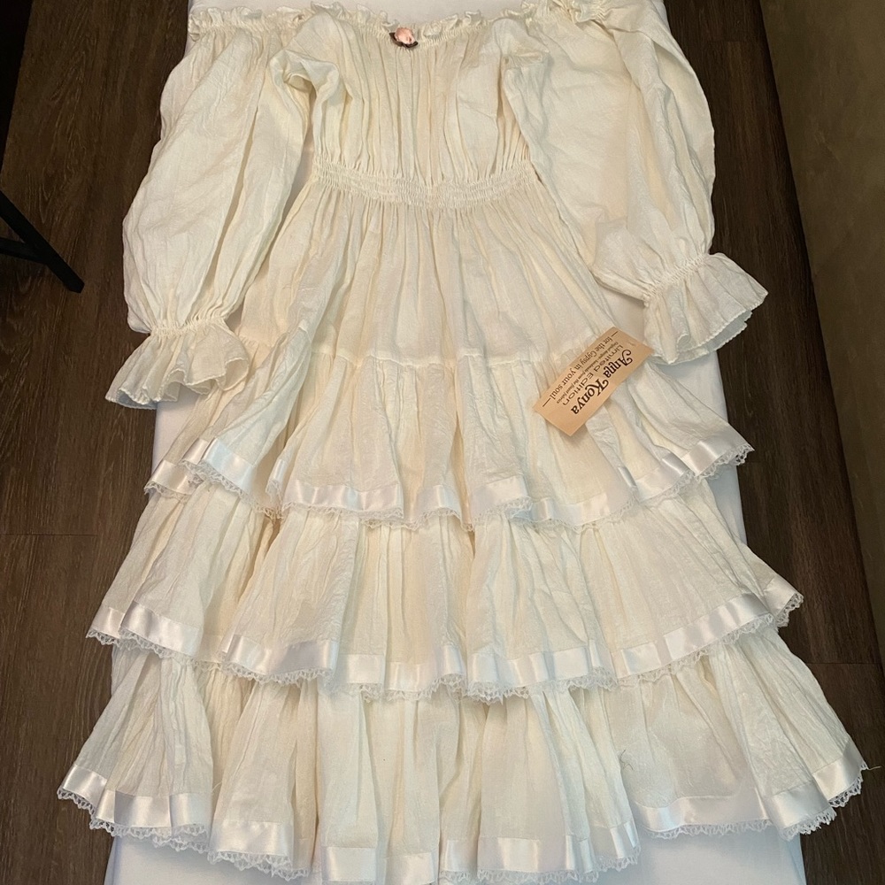Beautiful Handmade Anna Konya Shoulder Dress